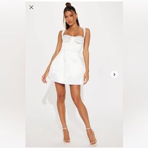 Elegant White Mini Dress